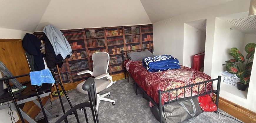 Spacious 2-bedrooms are available for Rent at RM6 6UB
