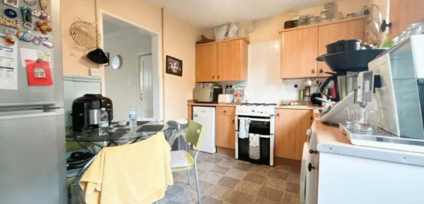 2-Rooms are available for Rent at BS4 1EN – £450/£750