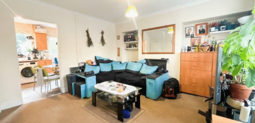 2-Rooms are available for Rent at BS4 1EN – £450/£750
