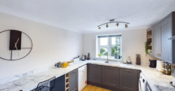 Modern Double Room Available in 2-Bedroom Flat