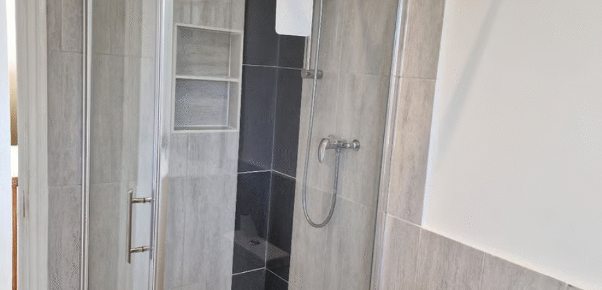 Studio Room is available – TW5 0LR – £950