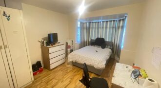 Spacious Rooms Available in N9 7BX