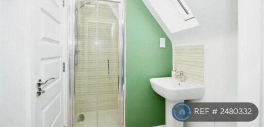 Spacious 4-Bedroom House for Rent – NN6 7TY – £1,799 PCM