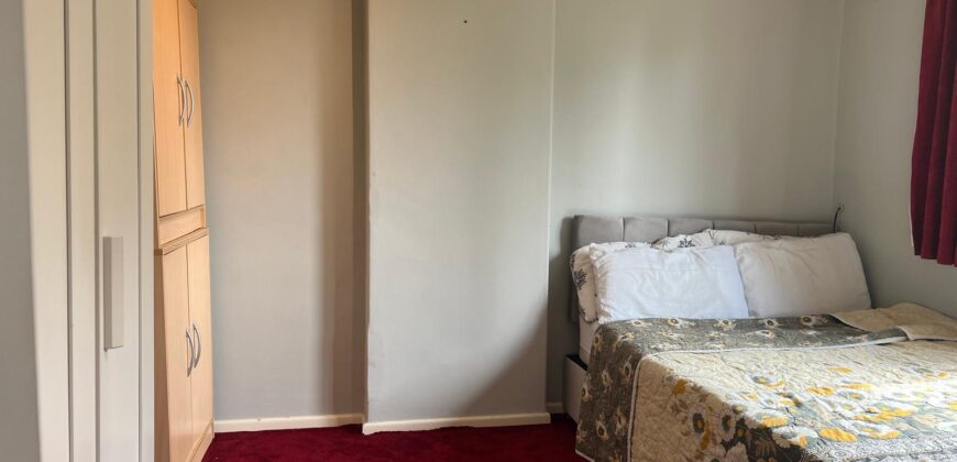 ✨ Spacious Double Room Available – CV6 7GD – £550/£650 PCM