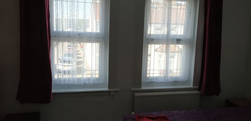 Rooms Available in Shared House – SL1 1RT – All Bills Included
