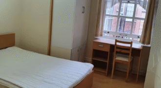 Spacious 3-Bedroom Flat Available – NW8 9HG – £2,800 PCM