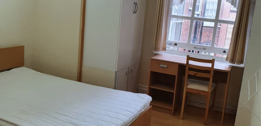 Spacious 3-Bedroom Flat Available – NW8 9HG – £2,800 PCM