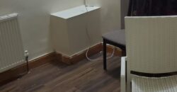🌟 Spacious Double Room Available – M8 9LD 🌟