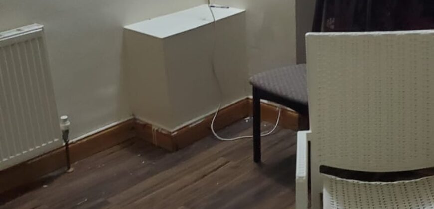 🌟 Spacious Double Room Available – M8 9LD 🌟