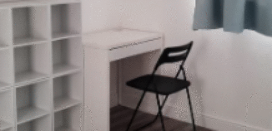 2 Double Rooms Available in a 6-Bedroom House – All Bills Included